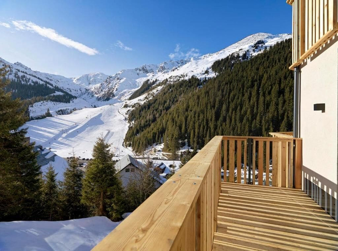 Property grounds, Hotel Zirbenhof, Schwaz
