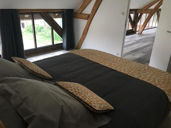 Bedroom 3, LES PORTES DE BOURGOGNE, Yonne