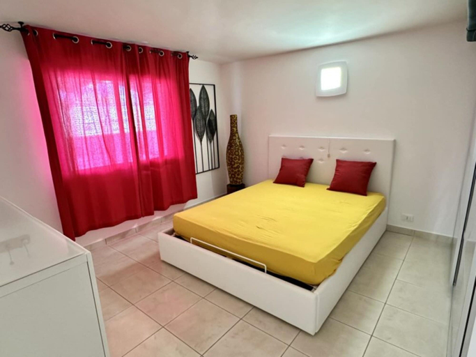 Room 2, Central Attic With Large Furnished Terrace, Venezia