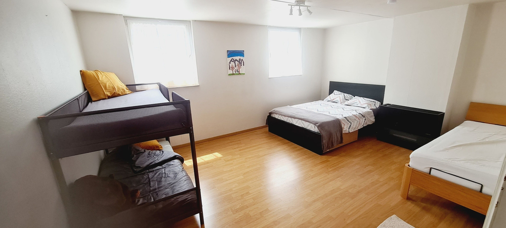 Room, Duplex Close to the Casino de Namur, Namur