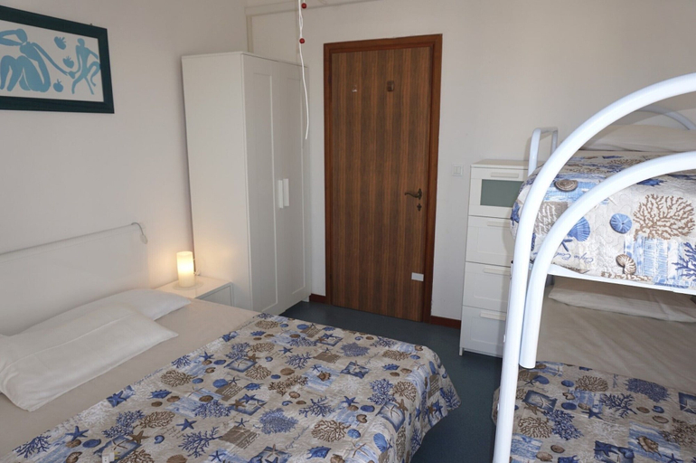 Bedroom 3, Vacation by the Beach-beahost, Venezia