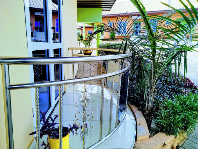 Others 5, Renajoe Exclusive Centre, Ejisu-Juabeng