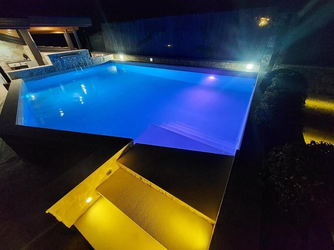 Pool 4, Blu Etna Casa Vacanze, Catania