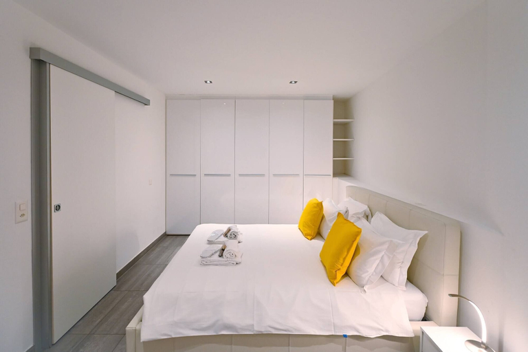 Room 2, Lake View Suite 86 in Melide, Lugano