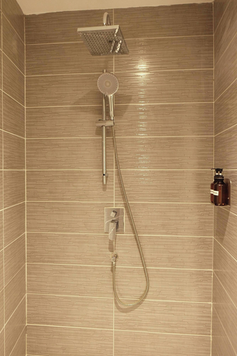 Bathroom 4, Private Jacuzzi Pool Suite Near Walking Street, Phuket Island