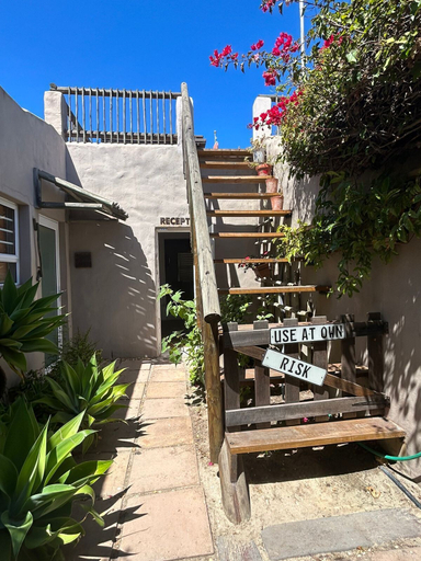 Exterior & Views, Room-cozy Crner Kitehouse, West Coast