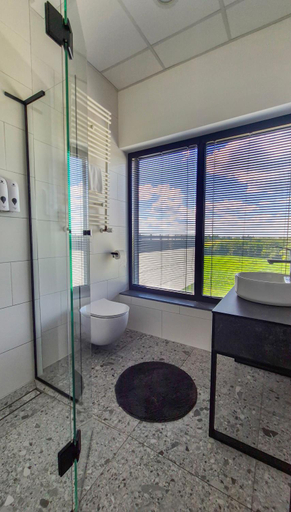 Bathroom 1, WR SPORT HOTEL, Rzeszów City