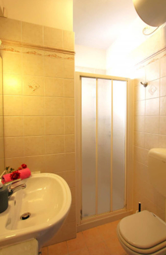 Bathroom 5, Amazing Beachfront Apartment-beahost, Venezia