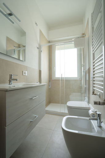 Bathroom 5, Residence Rimini Mare, Rimini
