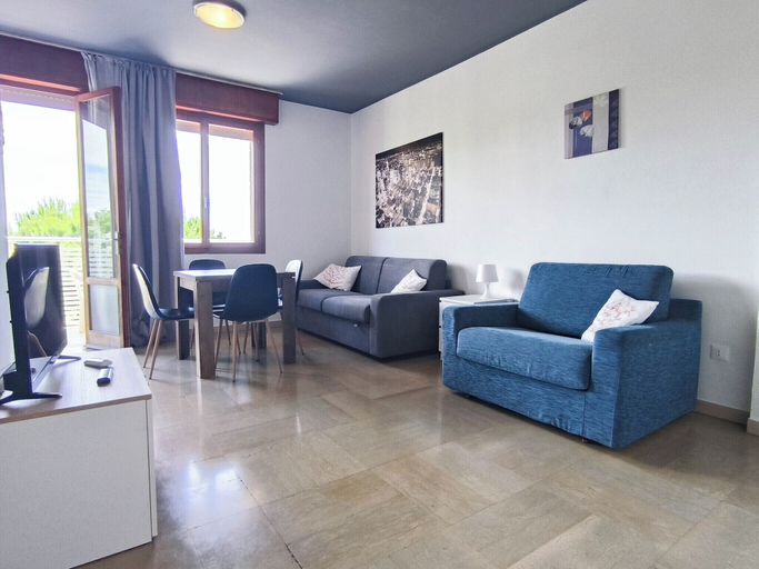 Living room 5, Cozy Studio With Balcony, Venezia