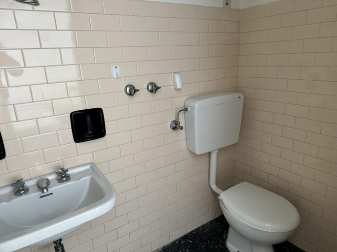 Bathroom 2, Relaxing Holiday Flat for a Cozy Stay in Bibione, Venezia