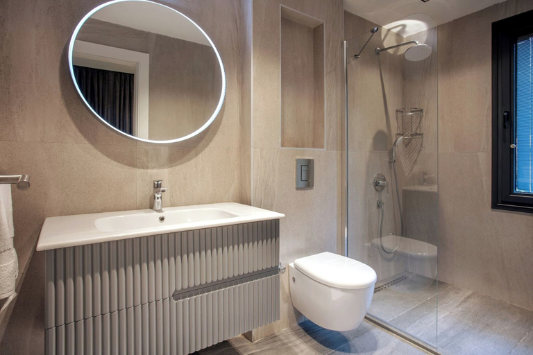 Bathroom 5, Spacious 4BR Villa Perfect for Families & Friends, Marmaris