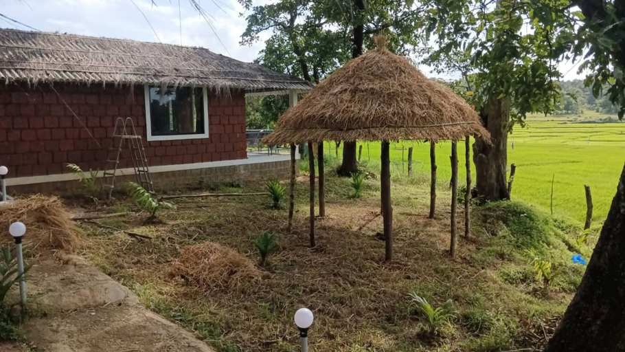 Property grounds 2, Room-cottage In Farm House Dandeli, Uttara Kannada