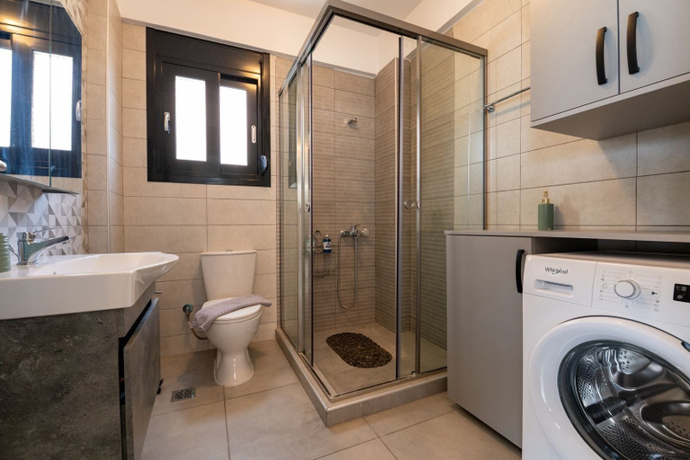 Bathroom 3, Ciel Seafront Suites, Ionian Islands