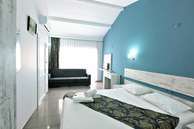 Bedroom 3, Afytos Akcay Tatil Koyu, Edremit