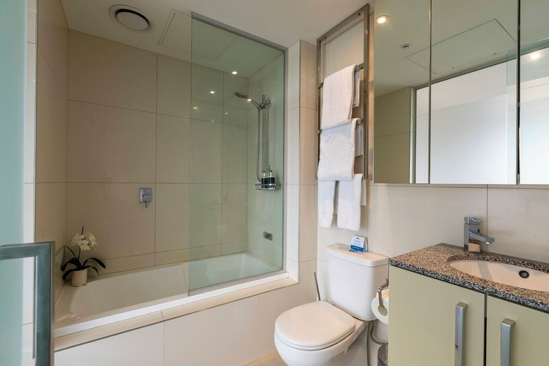 Bathroom 4, MainStay Suites Hawthorn, Melbourne