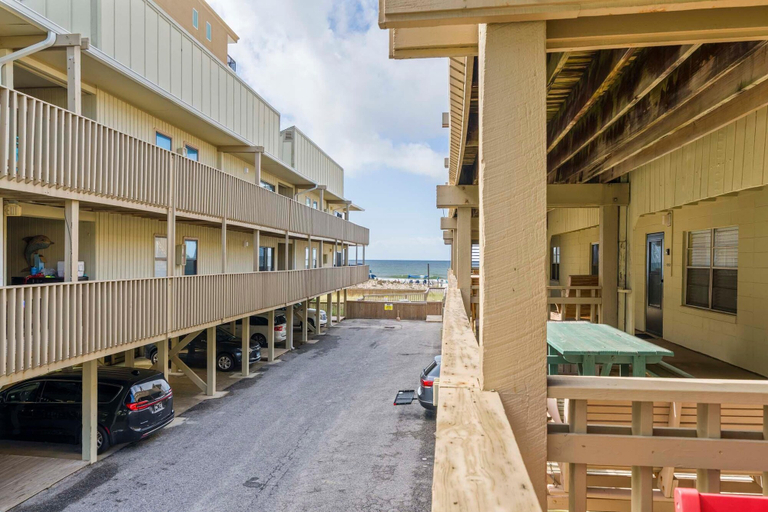Property grounds 4, Gulf Village 101, Baldwin
