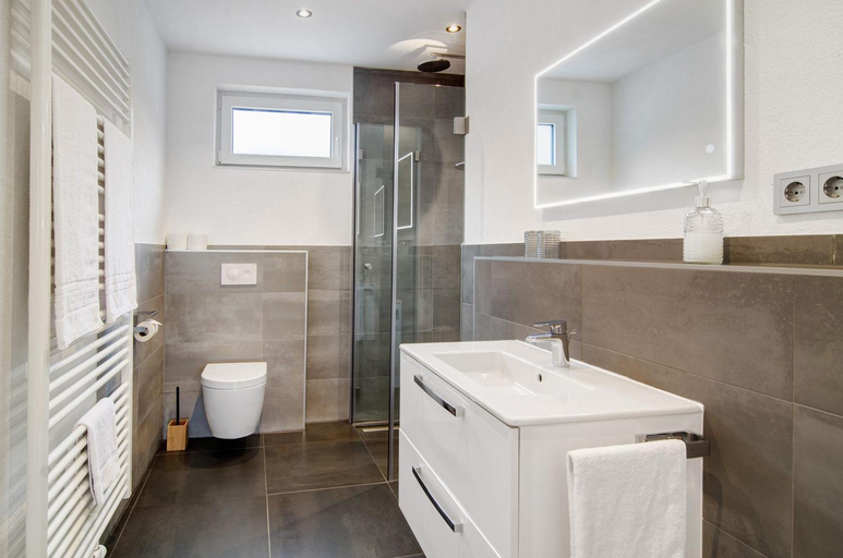 Bathroom 3, Aussichtsreich Am See, Bodenseekreis