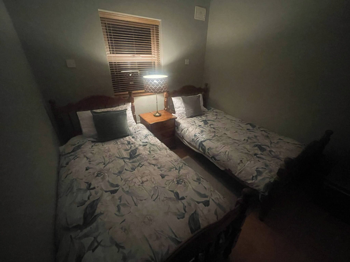 Room 3, Cozy Waterside Retreat Ballyvaughan 3