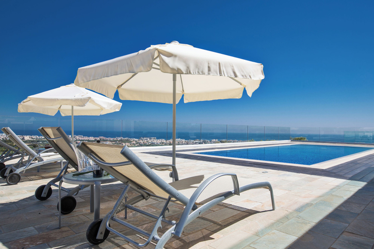 Pool 4, KO1 With Breathtaking sea Views