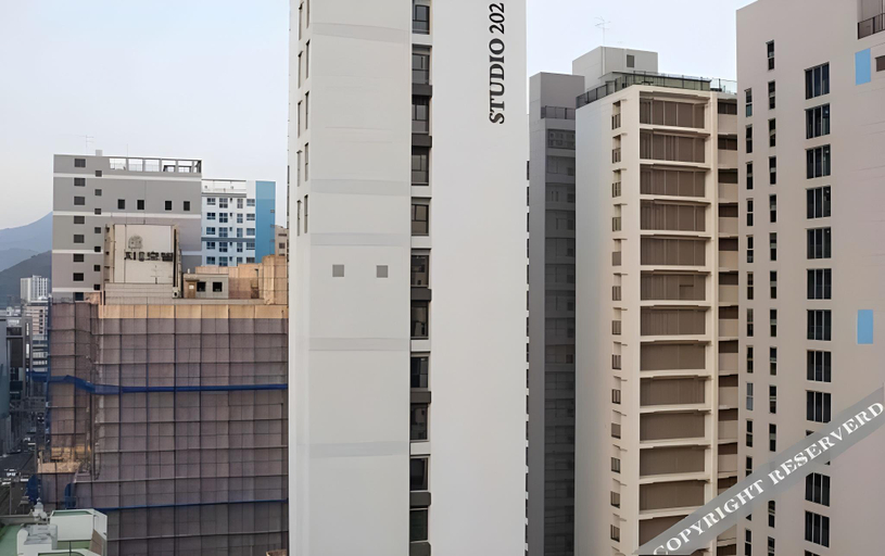 Exterior & Views 1, Busan Studio202, Suyeong