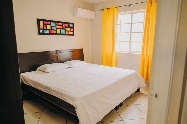 Others 4, Wonderful 1-bedroom Apartment 3 km From Eagle Beach