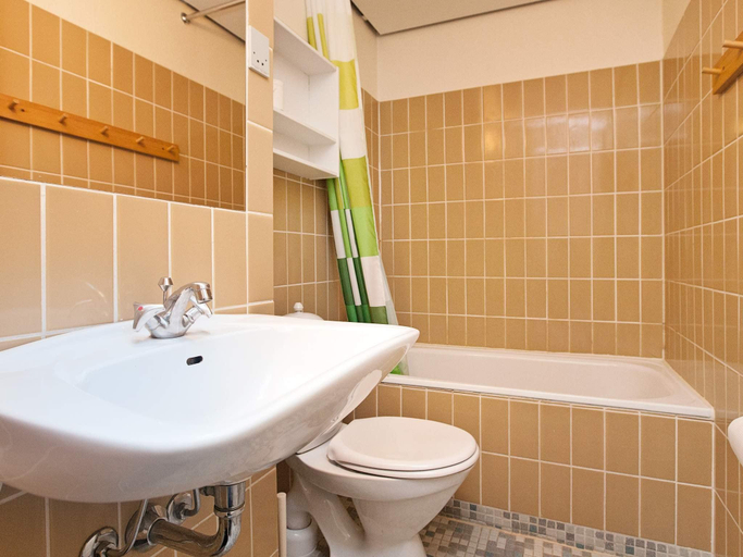 Bathroom 4, 4 person holiday park home in Fanø, Fanø