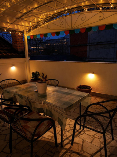 Food & Drinks, Bella Notte apartments - Strogi centar, terasa, brzi Wi-Fi, Niš