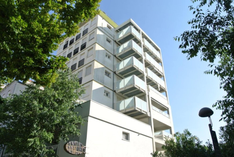 Exterior 4, Cozy Coastal Flat With Balcony in Central Lignano, Udine