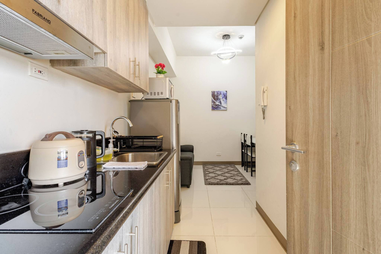 Interior 4, Luxurious Bayview 2BR Near MOA Picc CCP Free Wifi, Pasay City