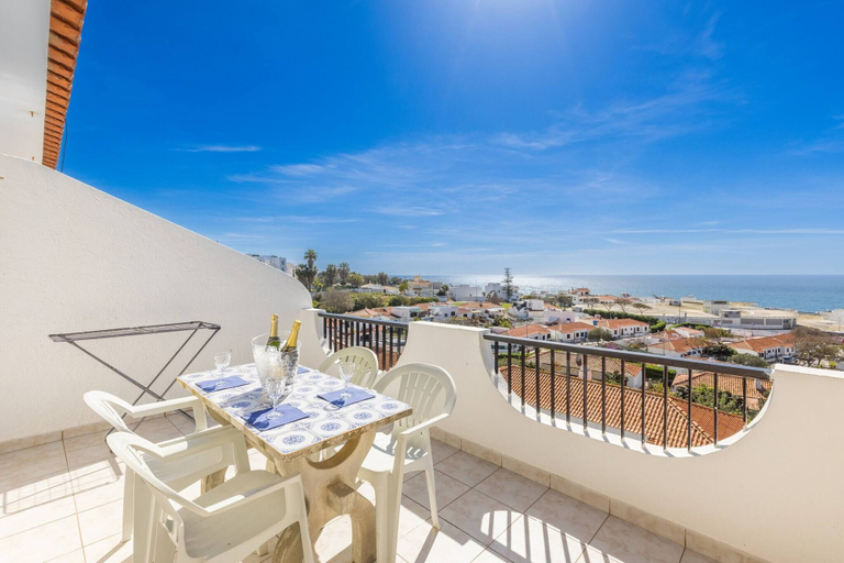 Outdoor dining 5, Oceanview Apart A By Sequeira, Albufeira