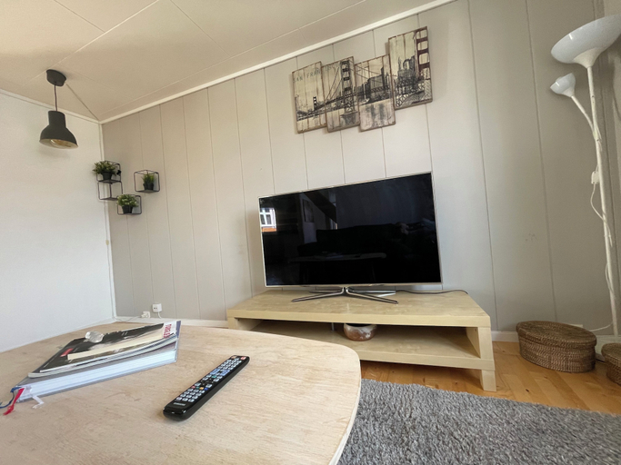 Room amenity, Stavanger BnB 10 Nicolas Parking & Generous Terrace, Stavanger