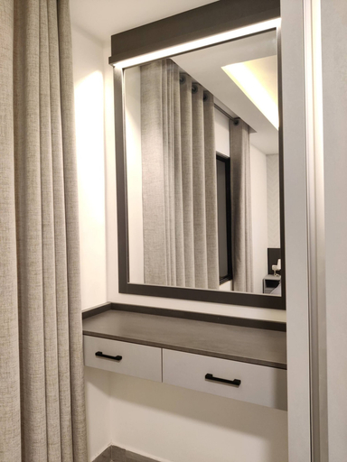 Interior 5, Luxury Room 42m Near Downtown And All Services, Amman