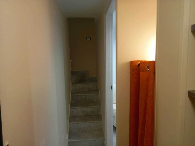 Others 4, Room-room in the Historic City Centre, Catania