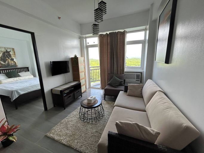 Living area 5, Serene 1-Bedroom Apartment in Boracay with Pool Access, Malay