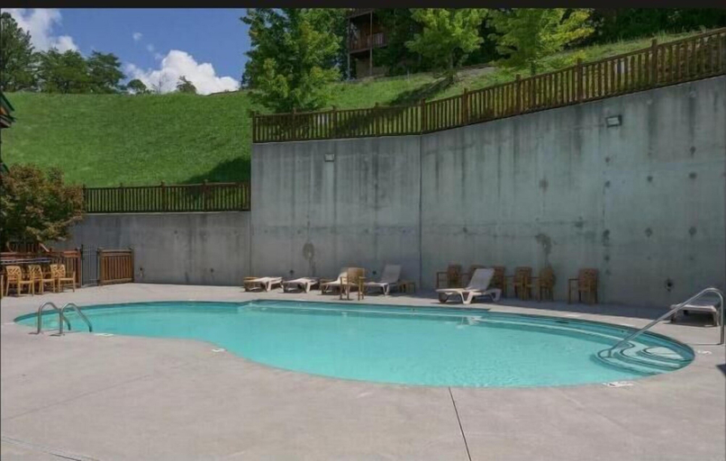 Pool 2, Crazy Horse, Sevier
