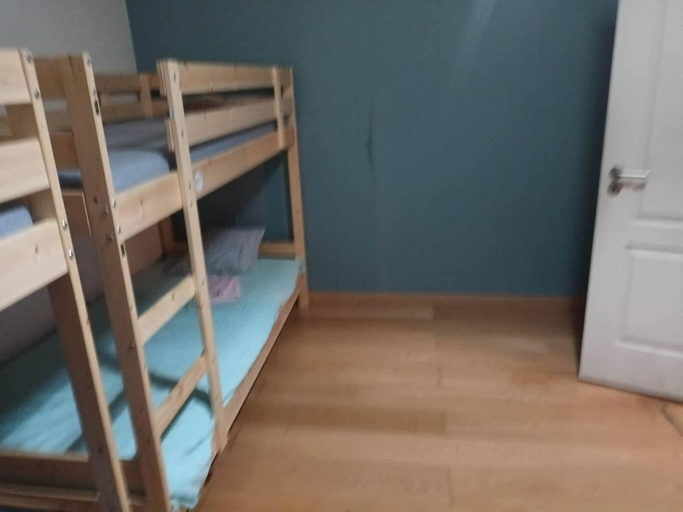 Room 5, Room-bed In A 6-bed Dormitory Room 2 mal, Sintra