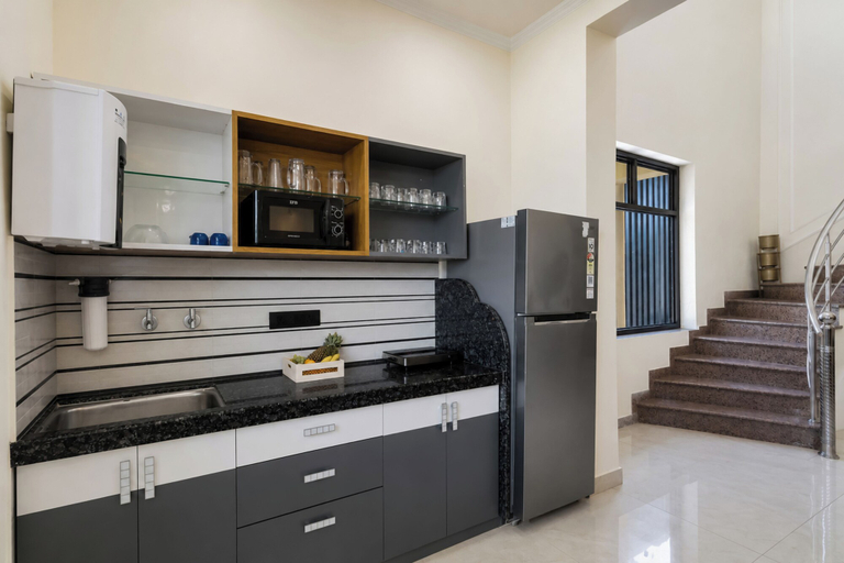 Private kitchen 2, Alaya Stays Autum Villa Petfriendly 4BHK, Jaipur