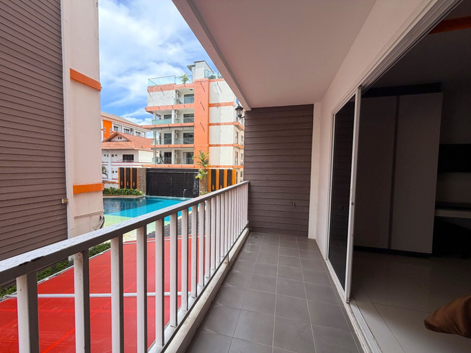 Balcony 4, Modern Pool-view Studio With Balcony - Nordic Vip3, Pratumnak Hill, Pattaya