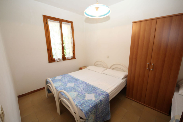 Room 4, Functional Flat in a Peaceful Area of Rosolina, Rovigo