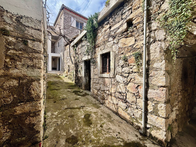 Property grounds 5, Cozy one Bedroom Apartment Pietra Storica, Tkon