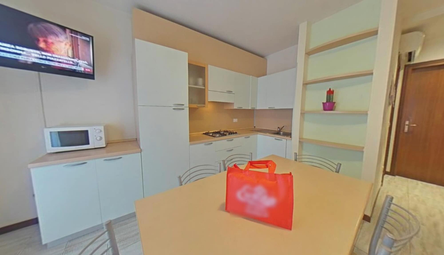 Interior 5, Tranquil Coastal Retreat in a Quiet Area, Udine