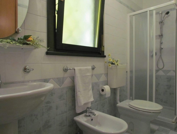 Bathroom, Flat With Lovely Garden, Venezia