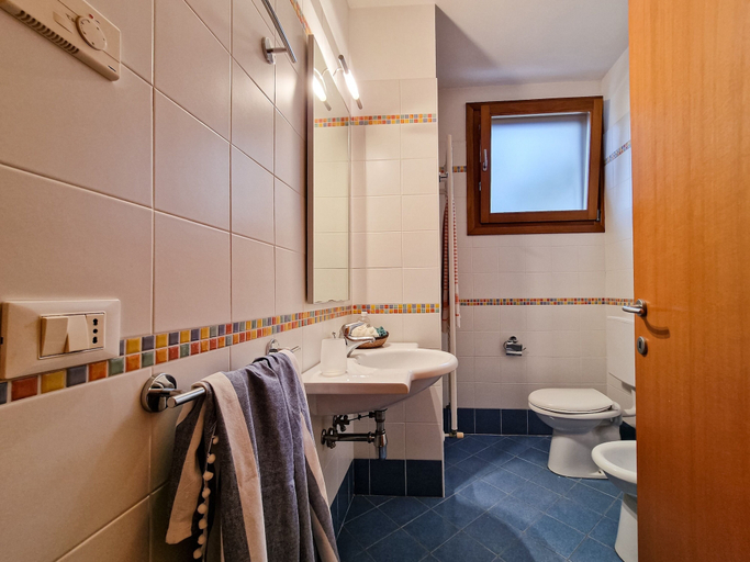 Bathroom, Poolside Garden Retreat, Venezia