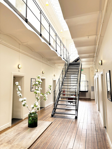 Primary image
