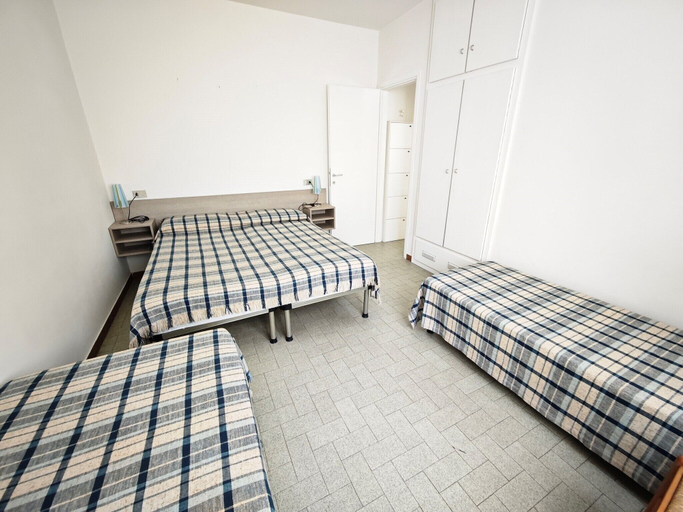 Room, Cozy First-floor Retreat Near the sea, Udine
