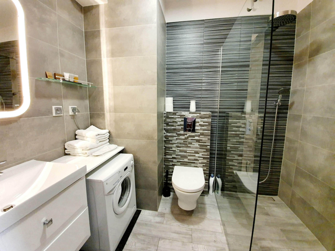 Bathroom 3, WrocApartments StarCenter - Parking Free, Środa Śląska
