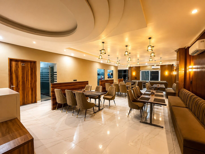 Food & Drinks 4, The Vrindavan Inn, Mathura