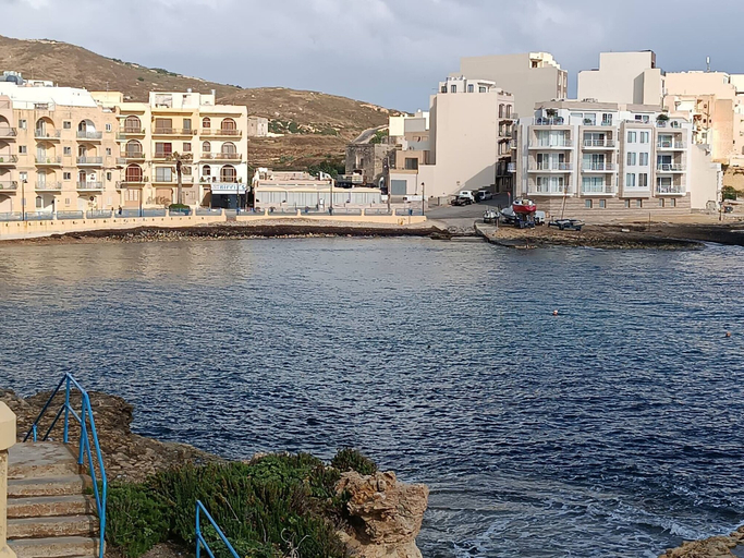 Miscellaneous 3, Seaside Stylish and Spacious 2-bedroom Apartment