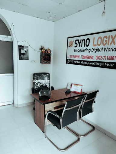 Living area, Spacious Peaceful Apartment for Two Families in Lucknow, Lucknow